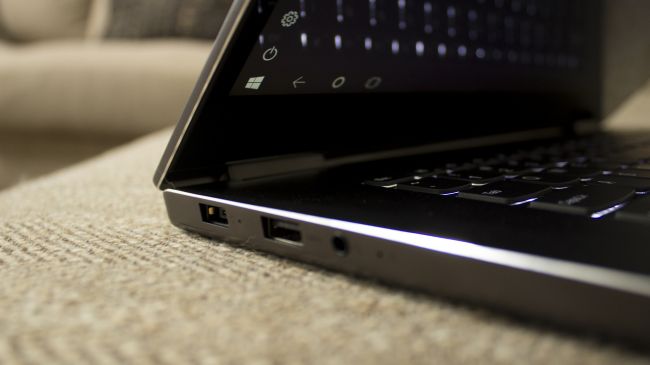 Ноутбук-трансформер Lenovo Yoga 720 15