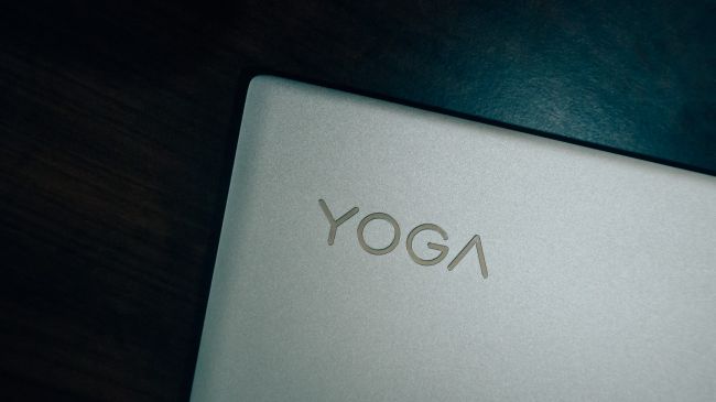 Lenovo Yoga 730