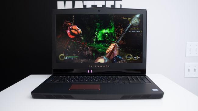 Ноутбук Alienware 17 R5