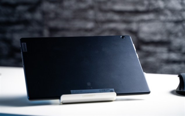 Планшет Lenovo Tab M10