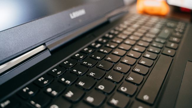 Lenovo Legion Y7000P
