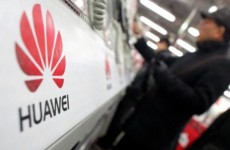 Huawei судится с Samsung