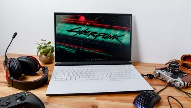 Обзор Alienware M17 R4 (2021) - Игровой ноутбук с RtX 3080