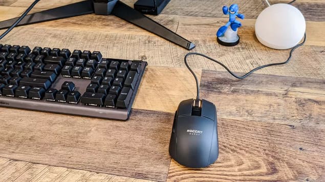 Лучшая игровая мышь - Roccat Burst Core
