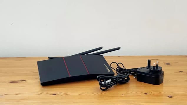 Комплектация Asus RT-AX55