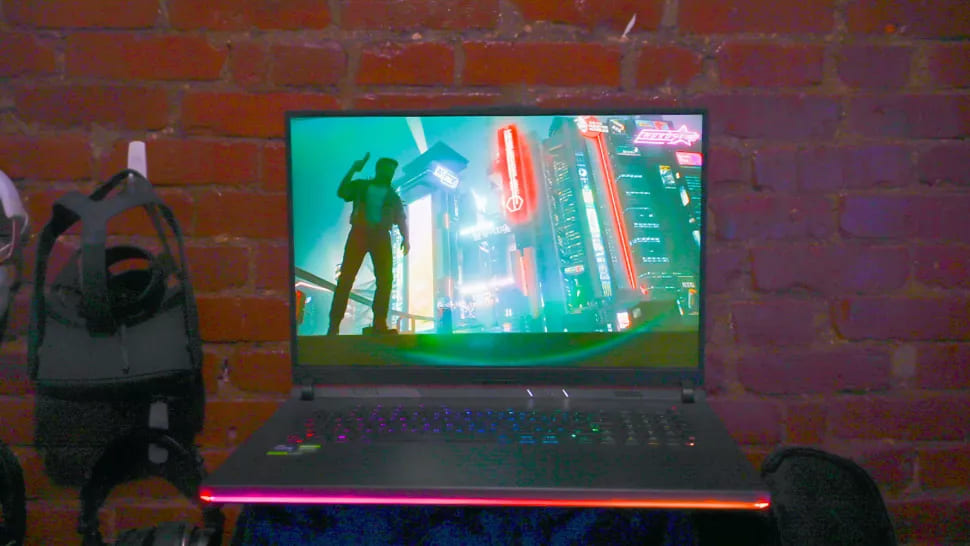 Cyberpunk 2077 на Asus ROG Strix Scar 18