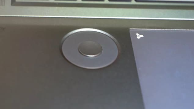 Dial Asus Zenbook Pro 16X OLED