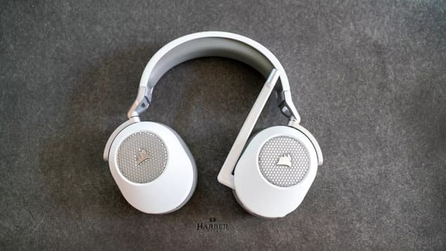 Игровая гарнитура Corsair HS65 Wireless