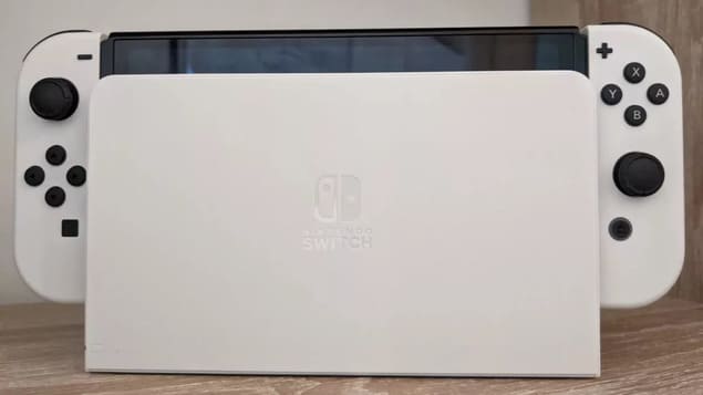 Игровая приставка Nintendo Switch OLED