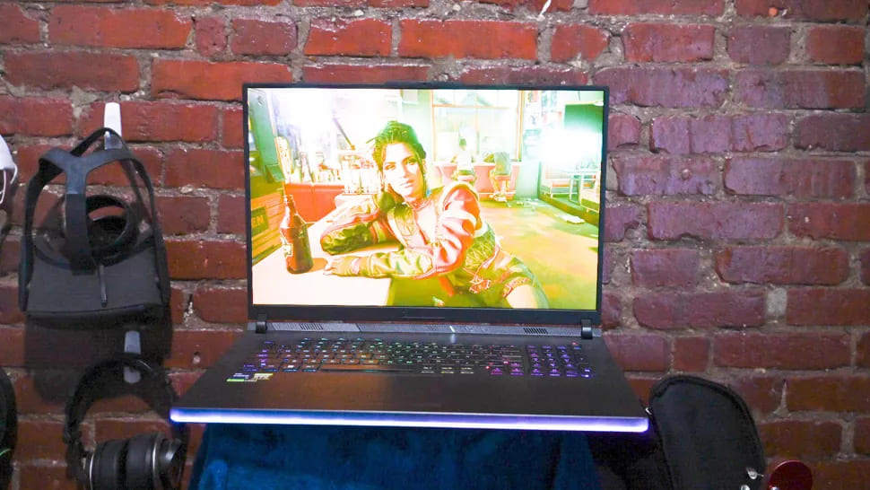 Игровой ноутбук Asus ROG Strix Scar 18