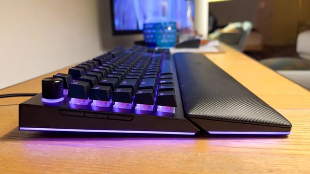 Клавиатура Razer BlackWidow V4 Pro