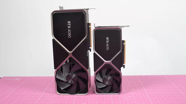Nvidia RTX 4080 и RTX 4070 бок о бок