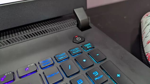 Кнопка питания Asus ROG Strix Scar 17