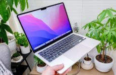 Ноутбук Apple