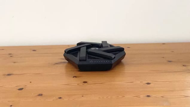 Роутер Asus RT-AXE7800