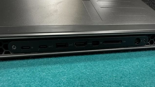 Порты Alienware M16