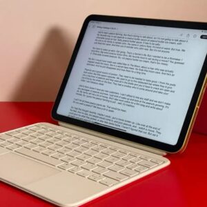 Apple iPad 11 с клавиатурой для офисной работы и повседневных задач