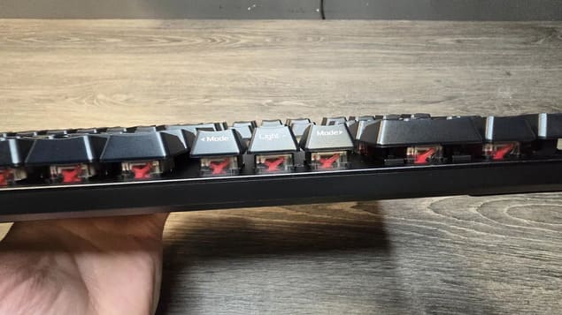 Хитрые переключатели Asus ROG Strix Scope II RX
