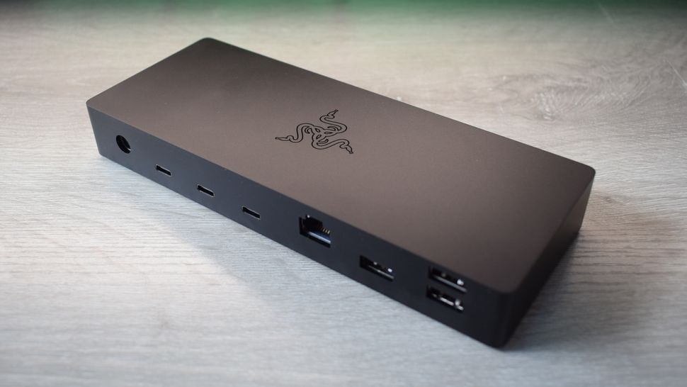 Задние порты Razer Dock Chroma
