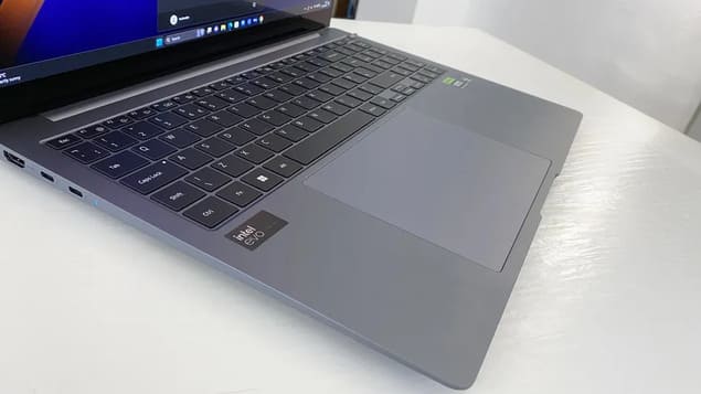 Клавиатура и тачпад Samsung Galaxy Book 4 Ultra