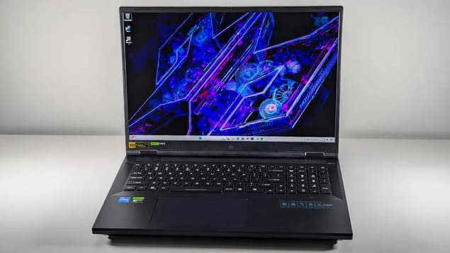 Экран Acer Predator Helios Neo 18 (2024)