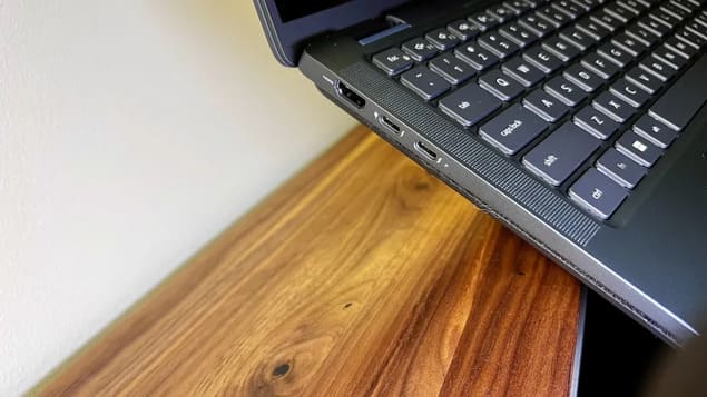 Порты с левой стороны Dell Latitude 7350