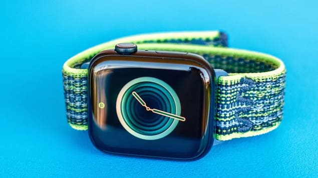 Смарт-часы Apple Watch 2 SE