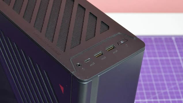 Верхние порты Asus ROG G22CH