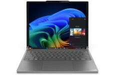Гибкий экран ноутбука Lenovo в сложенном виде