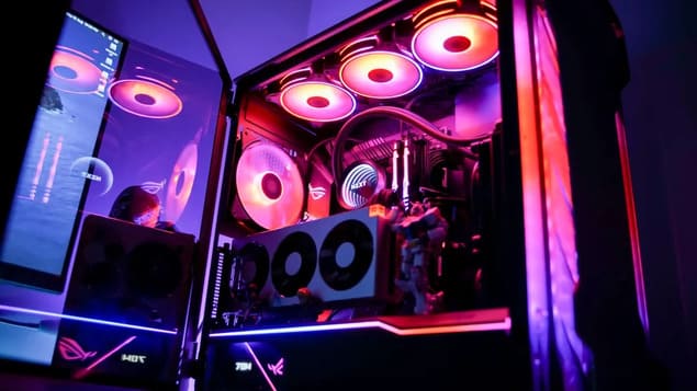 Красивый игровой ПК с RGB-подсветкой