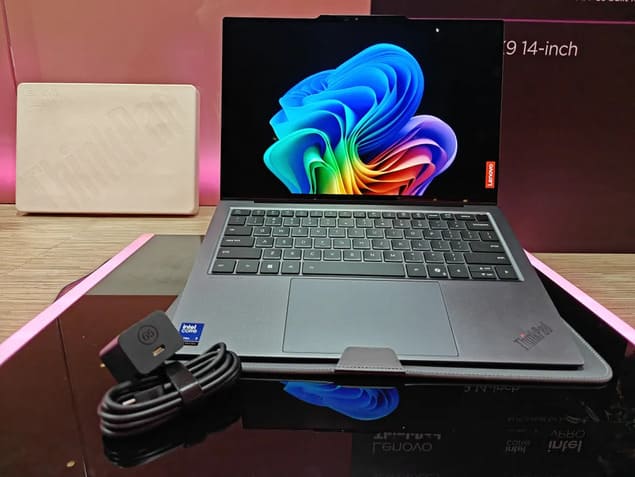Ноутбук Lenovo ThinkPad X9 Aura Edition