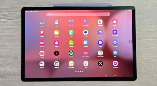 экран Samsung Galaxy Tab S10 Plus интерфейс One UI приложения