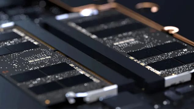 Компоненты Razer Blade 18 (2025)