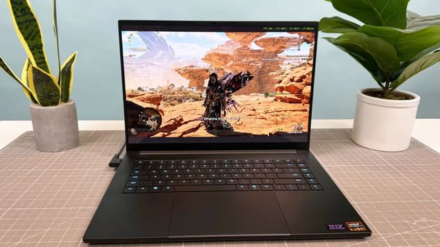 Новый ноутбук с видеокартой RTX 5090