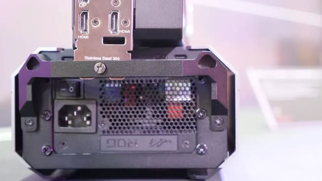 Asus ROG XG Station 3 c Thunderbolt 5