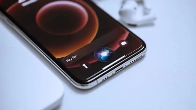 Siri на iPhone