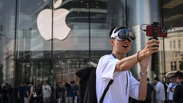 Виртуальная гарнитура Apple Vision