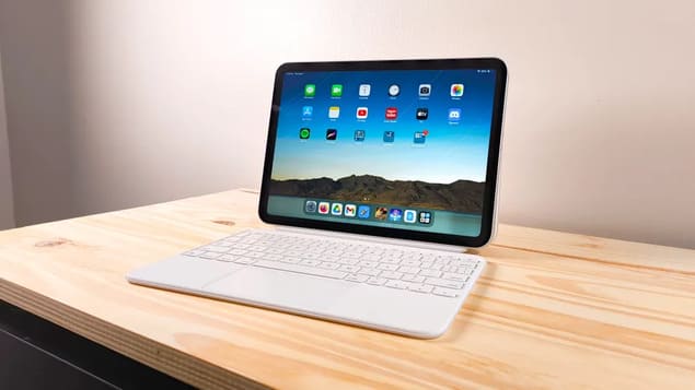 Клавиатура и iPad 11