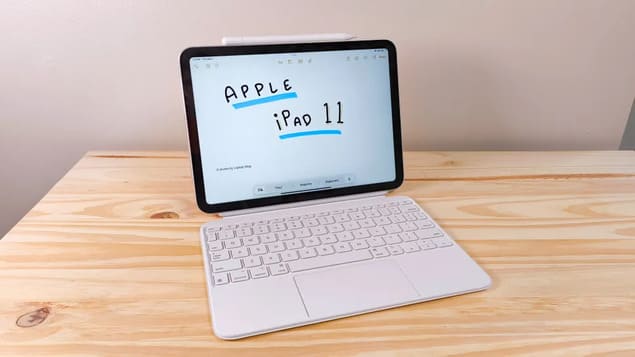 Клавиатура и стилус Apple iPad 11