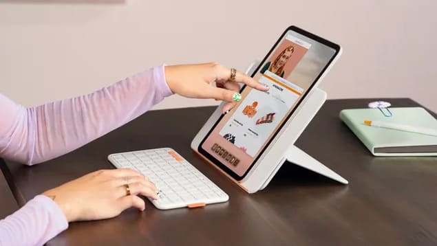 Logitech Flip Folio (2025)