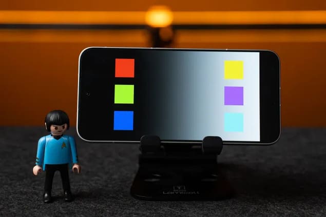 Экран Poco F7 (2025)