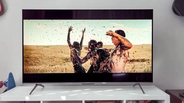 TCL QM6K Mini-LED TV