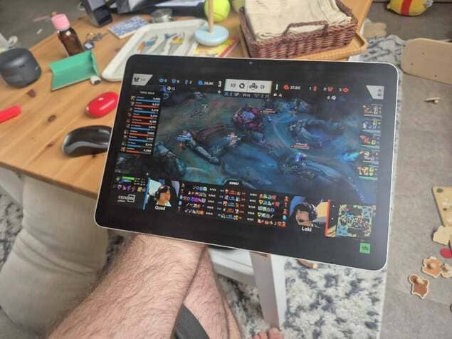 Видео на Wacom MovinkPad 11