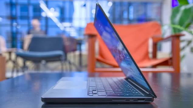 Новый Apple MacBook Pro (M5, 2025)