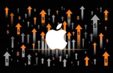 Логотип Apple на фоне стрелок роста цен и символов доллара