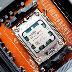 AMD Ryzen на материнской плате - лучшие процессоры для игр 2026 года