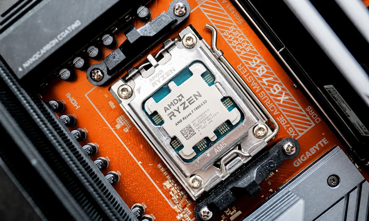 AMD Ryzen на материнской плате - лучшие процессоры для игр 2026 года