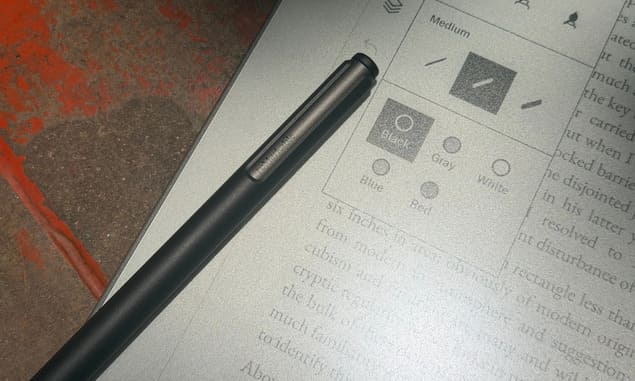 стилус Marker на экране reMarkable Paper Pure с настройками пера