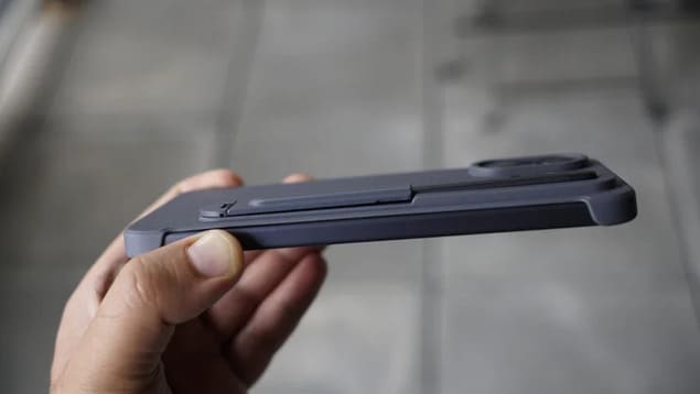 Боковой профиль TCL Nxtpaper 70 Pro