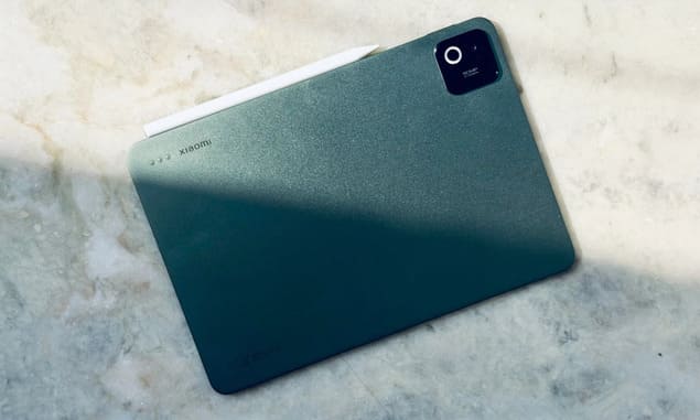 Задняя панель Xiaomi Pad 8 Pro в зелёном цвете